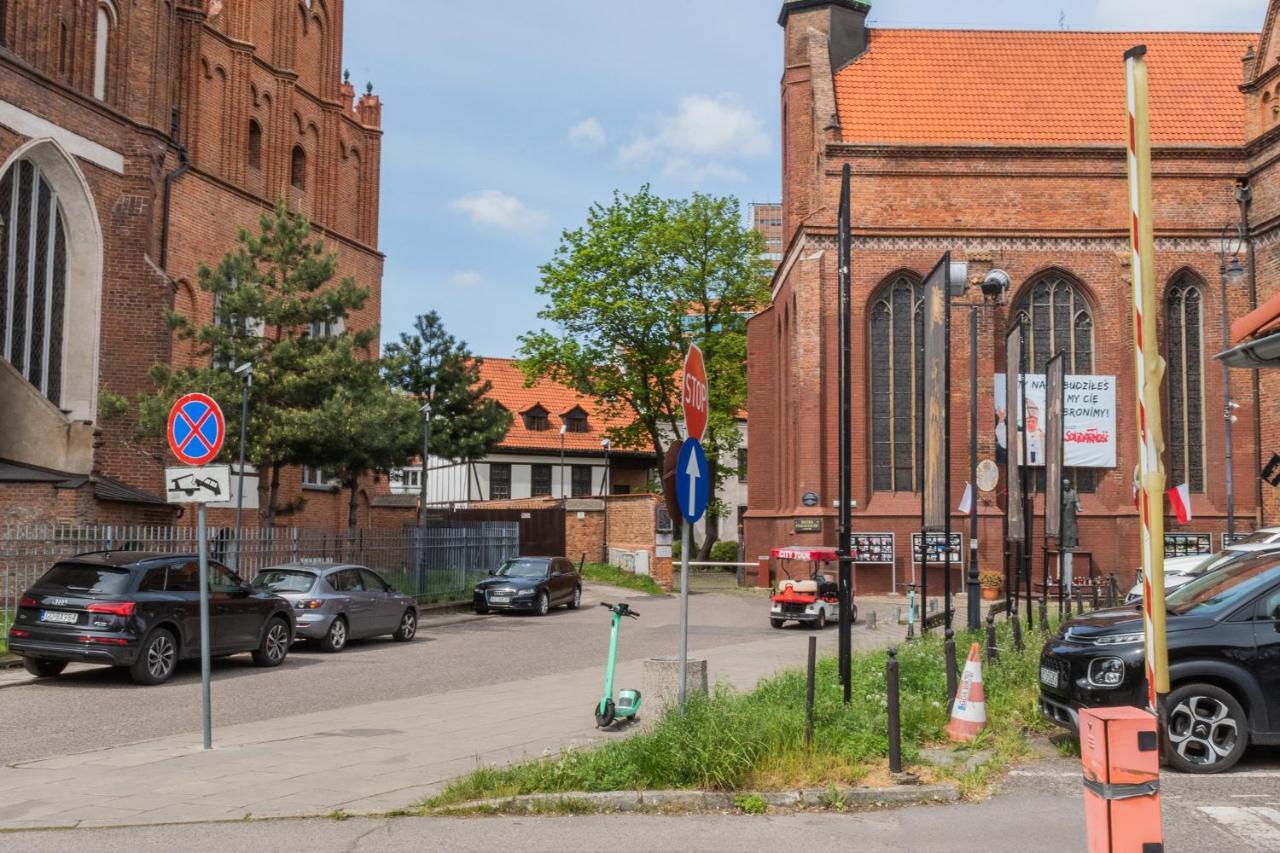 Bell Tower Old Town Gdansk Apartment ภายนอก รูปภาพ